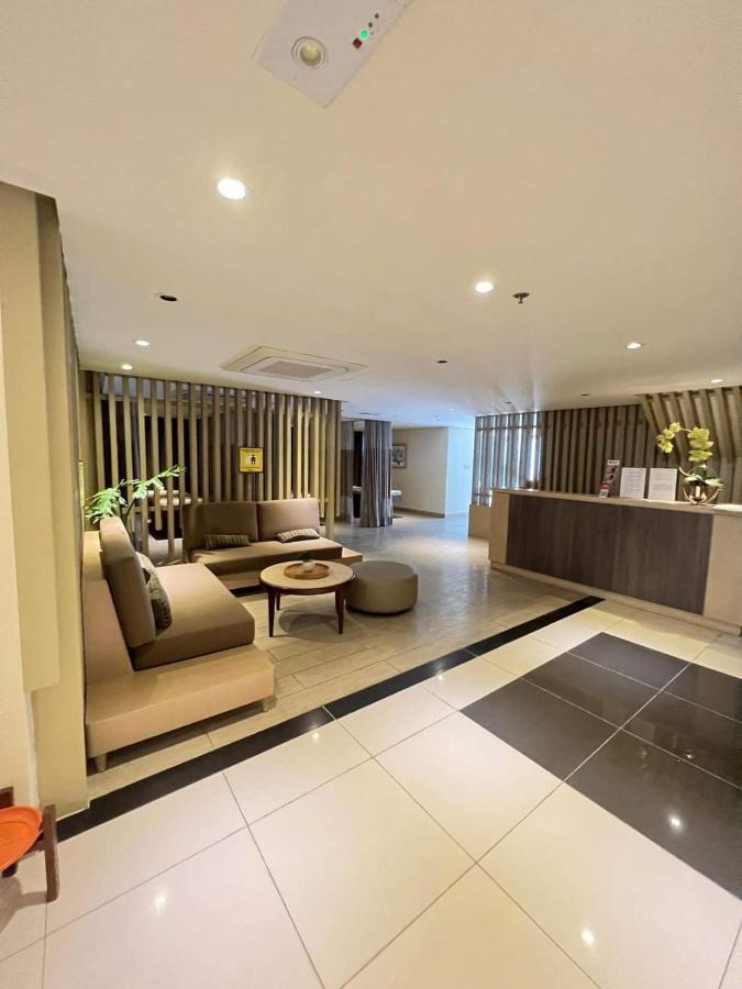 Bgc, Uptown Parksuites Tower 2 Taguig Exterior photo
